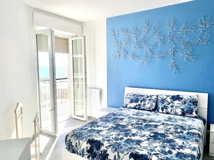 10 Min. Da Sanremo Appartamento Vista Mare Taggia Eksteriør billede